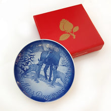 Carica l'immagine nel visualizzatore di Gallery, Bing & Grondahl Piatto della Mamma 2025