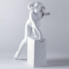 Carica l'immagine nel visualizzatore di Gallery, Sculture Segni zodiacali Christel Zodiac