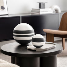 Carica l'immagine nel visualizzatore di Gallery, La Petite Boule Black & White sfera Villeroy & Boch