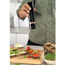 Carica l'immagine nel visualizzatore di Gallery, Enfinigy Macinapepe / sale Elettrico Zwilling  2 colori