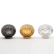 Carica l'immagine nel visualizzatore di Gallery, Kartell Lampada Mini Planet battery version 9410