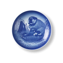 Carica l'immagine nel visualizzatore di Gallery, Bing & Grondahl Piatto della Mamma 2024