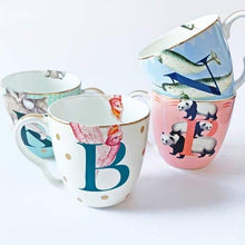 Carica l'immagine nel visualizzatore di Gallery, Yvonne Ellen Tazze Mug con iniziali Alphabet varie lettere