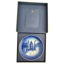 Load the image in the Gallery viewer, Royal Copenhagen dish of the year 2022 Collection