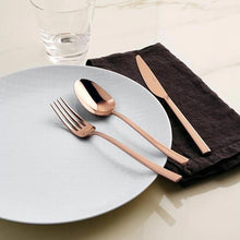 Carica l'immagine nel visualizzatore di Gallery, Rock PVD Copper Servizio posate 24 pezzi rame Sambonet 52762C-81