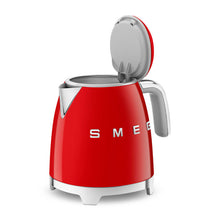 Carica l'immagine nel visualizzatore di Gallery, Smeg Mini Bollitore elettrico 0,8 litri KLF05 vari colori