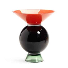 Load the image in the Gallery viewer, Venini collectible vase Yemen Ettore Sottsass 787.00