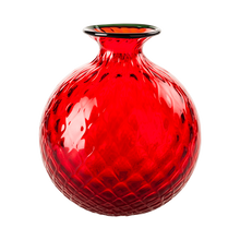 Carica l'immagine nel visualizzatore di Gallery, Venini Vaso Balloton medio vari colori 100.18