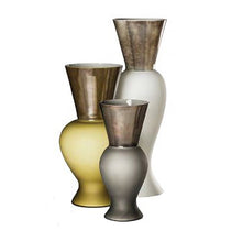 Load the image in the Gallery viewer, Venini Vaso Regina lattimo 50 cm Murano glass