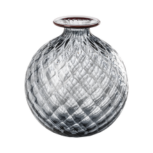 Carica l'immagine nel visualizzatore di Gallery, Venini Vaso Balloton piccolo vari colori 100.16