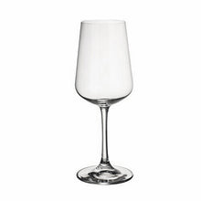 Load the image in the Gallery viewer, 4 Ovid Villey & Boch crystal glasses