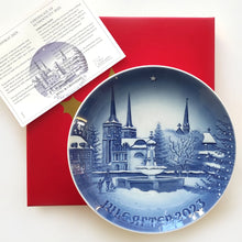 Load the image in the Gallery viewer, Bing & Grondahl dish of the year 2023 Collection