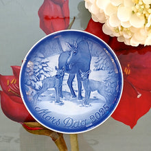 Load the image in the Gallery viewer, Bing &amp; Grondahl Mother&#39;s dish 2024
