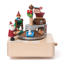 Carica l&#39;immagine nel visualizzatore di Gallery, Carillon Fabbrica dei doni di Natale Wooderful life
