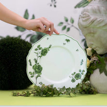 Carica l'immagine nel visualizzatore di Gallery, Rosa Rosae Servizio tavola 18 pezzi porcellana d'osso Geminiano Cozzi
