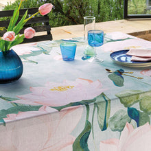 Load the image in the Gallery viewer, Tovaglia Antimacchia Singapore varie misure L'Oca Nera
