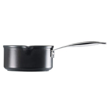 Load the image in the Gallery viewer, Le Creuset Vicereuolino M.lungo non -stick induction 16 cm
