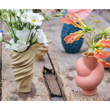 Carica l'immagine nel visualizzatore di Gallery, Rosenthal Studio Line Midi Vase Colour varie forme
