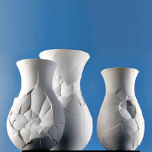 Carica l&#39;immagine nel visualizzatore di Gallery, Rosenthal Vaso Rotto bianco porcellana Vase of Phases studio-line
