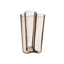 Load the image in the Gallery viewer, Ittala vases 25 cm Alvar Aalto Collection
