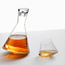 Carica l&#39;immagine nel visualizzatore di Gallery, Ichendorf Bottiglia whisky e cognac fluttuante Manhattan
