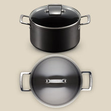 Load the image in the Gallery viewer, Le Creuset non -stick Pentle induction 20 cm + lid
