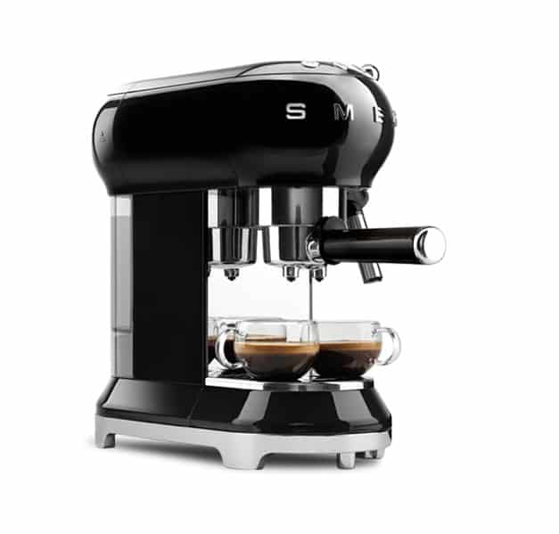 SMEG ECF01 electric espresso coffee machine