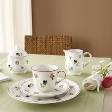 Load the image in the Gallery viewer, Petite Fleur Table service plates 18 pieces Porcelain Villeroy &amp; Boch
